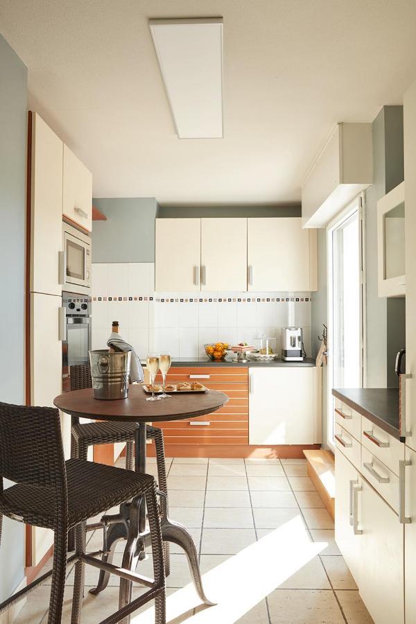 Un Appartement Penthouse D'Exception Sur Le Port De 반느 외부 사진