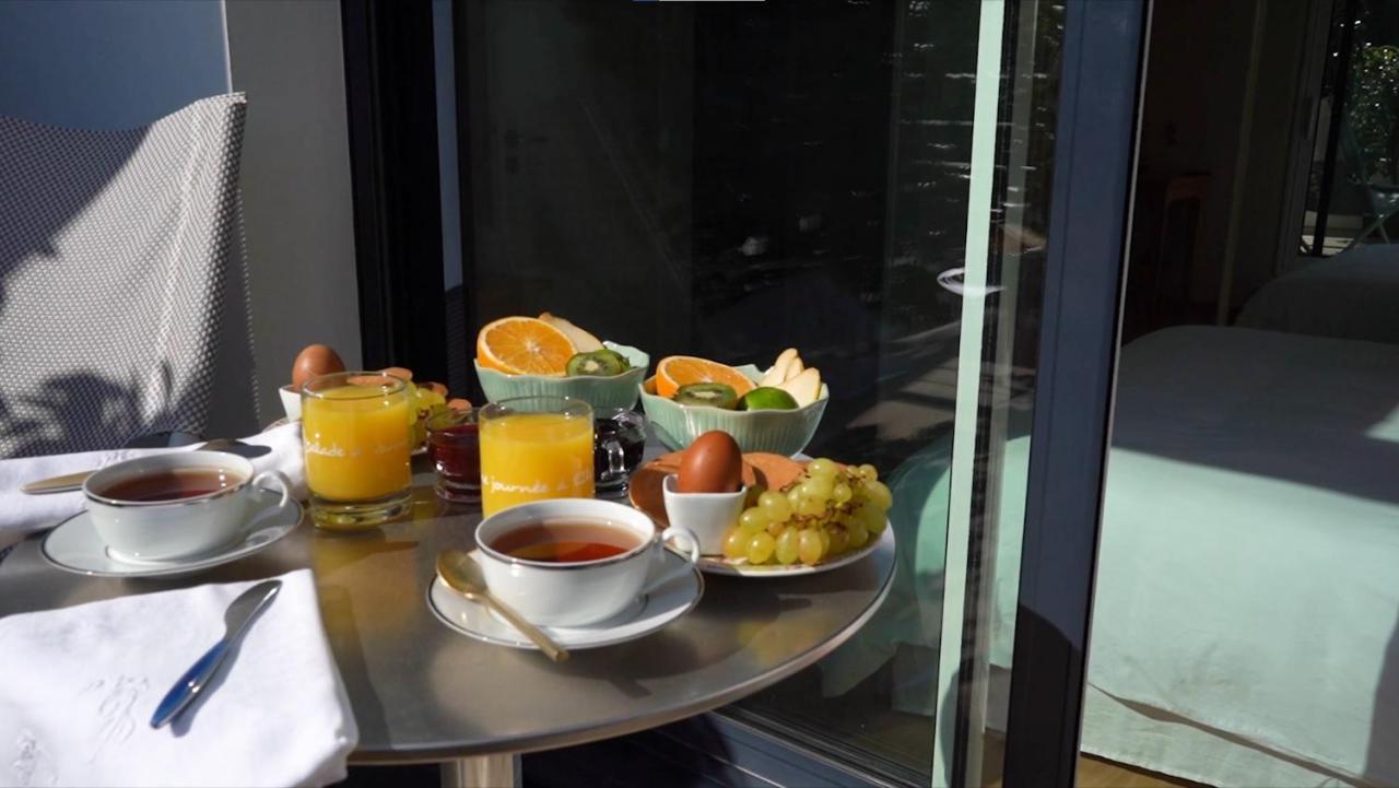 Un Appartement Penthouse D'Exception Sur Le Port De 반느 외부 사진