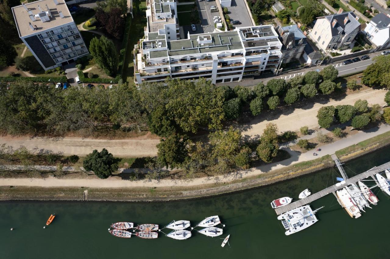 Un Appartement Penthouse D'Exception Sur Le Port De 반느 외부 사진